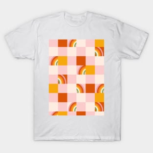 70s retro pattern with groovy trippy grid. Checkered background with rainbow. T-Shirt